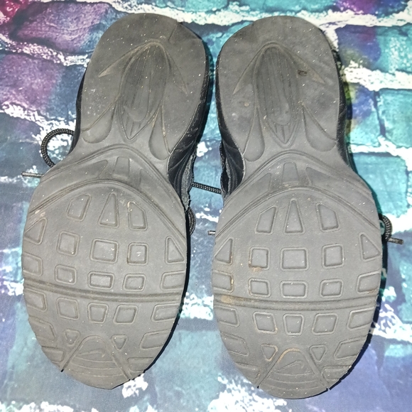 Nike Air Max 95 Classics Triple Black Youth Size 2Y - Picture 6 of 6